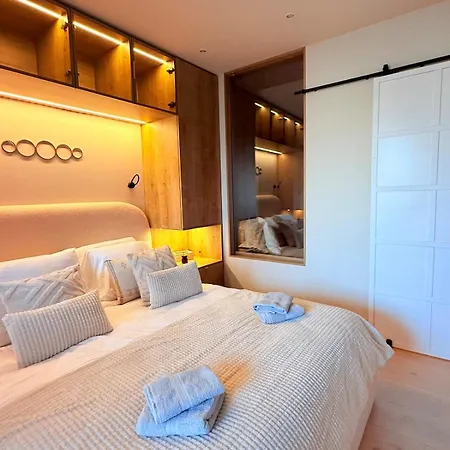Apartament Lux Boutique 2 Bdr Right Next Gondola Lift