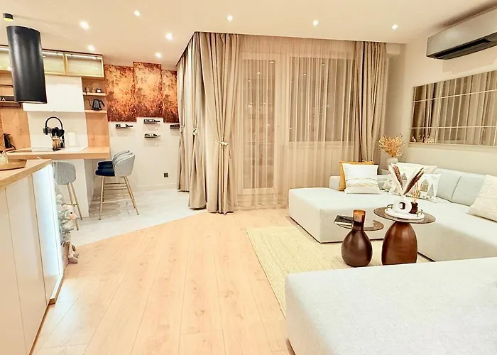 Lux Boutique 2 Bdr Right Next Gondola Lift Bansko