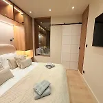 Apartment Lux Boutique 2 Bdr Right Next Gondola Lift *
