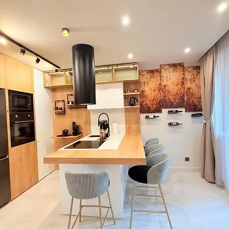 Lux Boutique 2 Bdr Right Next Gondola Lift Bansko