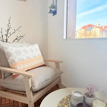 Lux Boutique 2 Bdr Right Next Gondola Lift