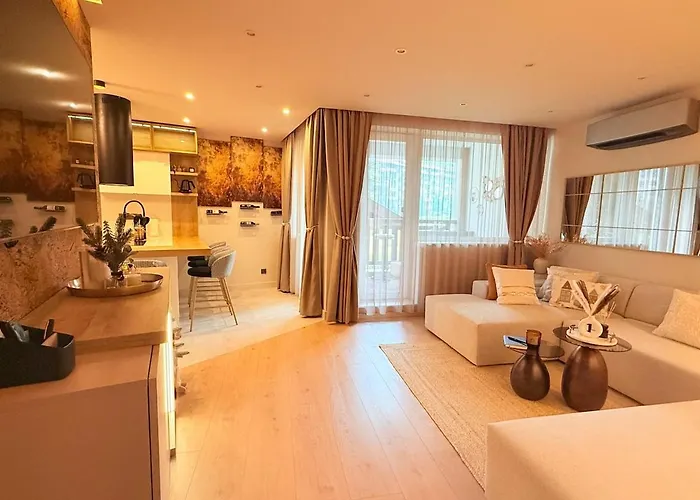 Lux Boutique 2 Bdr Right Next Gondola Lift Appartement