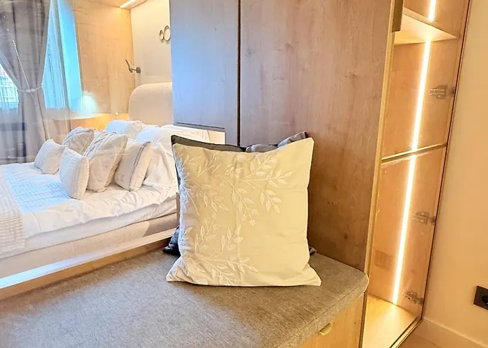 Lux Boutique 2 Bdr Right Next Gondola Lift דירה *